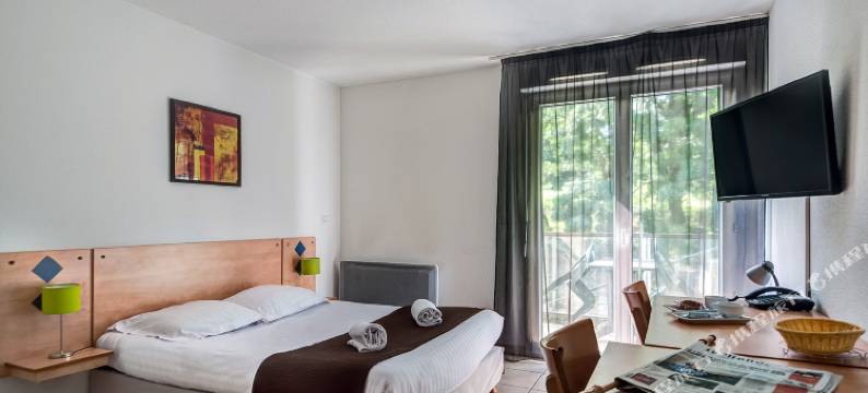 迪沃讷奥雷杜帕克舒适公寓式酒店(Comfort Aparthotel Divonne l'Orée du Parc)图片