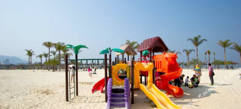 抚仙湖君临假日酒店图片