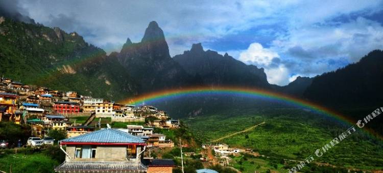 迭部县扎尕那景区大酒店图片