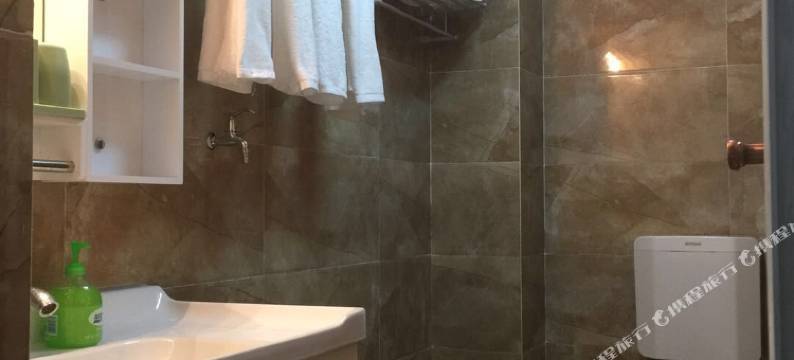 泸定袁家大院客栈图片