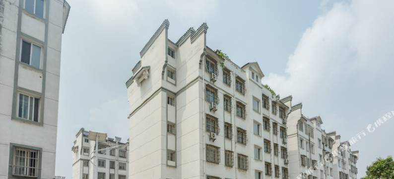 云轻飞燕公寓(枣庄毛良村分店)图片