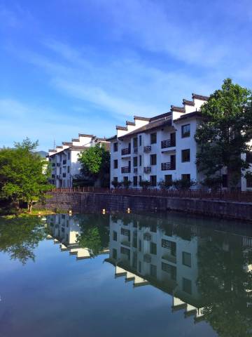 黄山浦溪河畔假日酒店