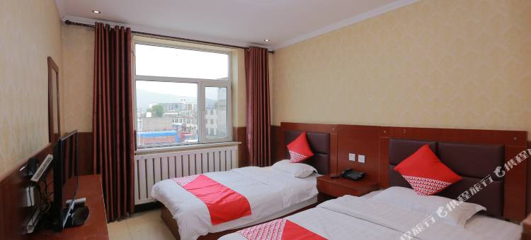 OYO西宁少英商务宾馆图片