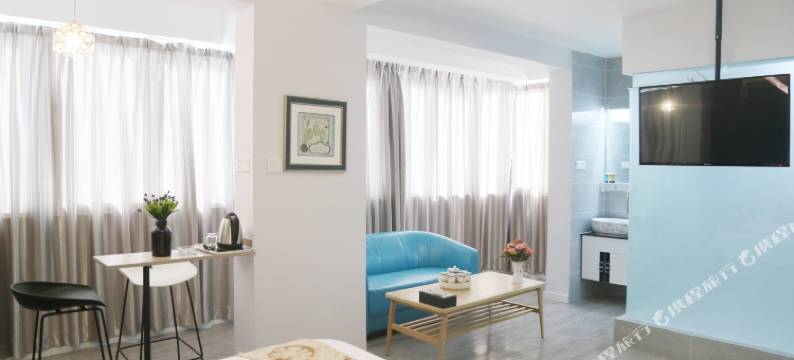 Xbed互联网民宿(郑州万象城店)图片