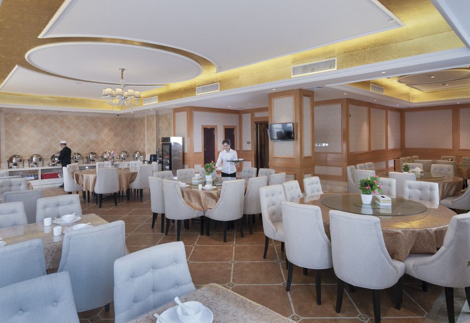 Vienna Hotel (Shenzhen Henggang Metro Station)Hotel Overview