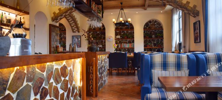 泸沽湖兮玥湿地景观酒店图片