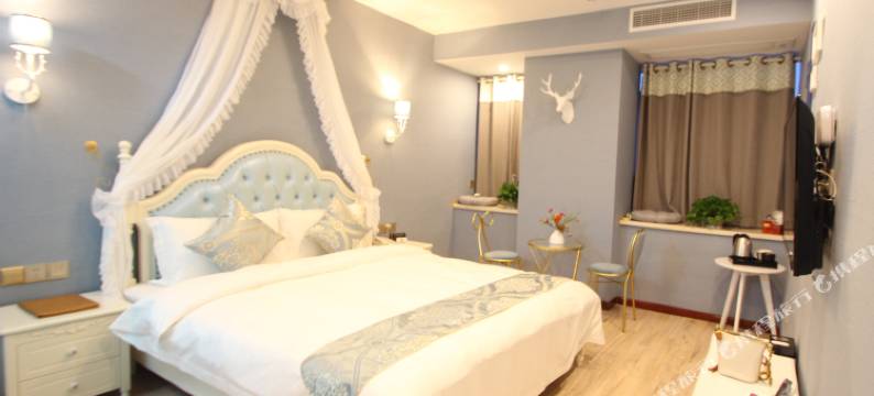 重庆蓝屿主题酒店(双福爱琴海购物中心店)图片