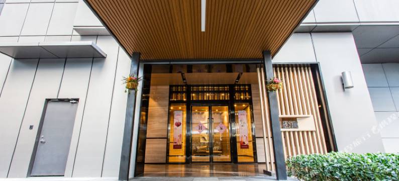 深港行政公寓(深圳万科云城六期店)图片