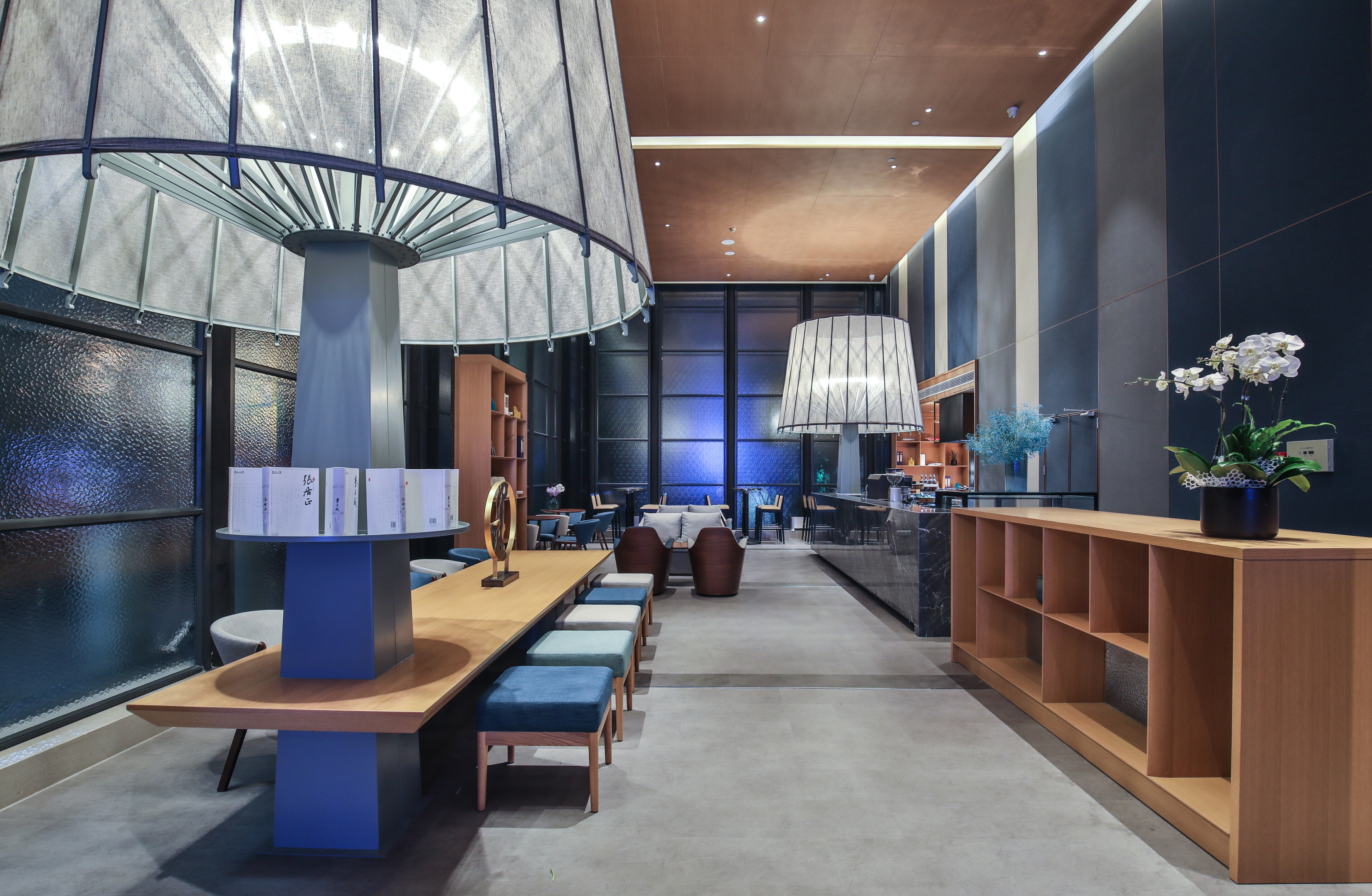 Pagoda Hotel Hangzhou West Lake WulinOver view