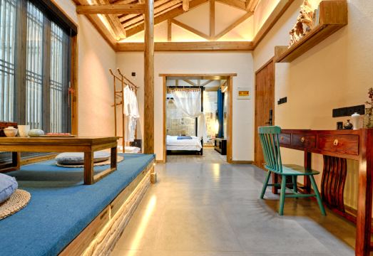 Bushe Wenyue Guesthouse over view