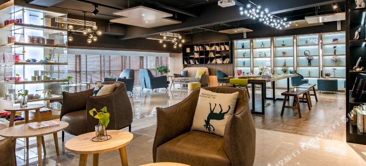 尼森酒店(江西科技学院奥体中心地铁站店)图片