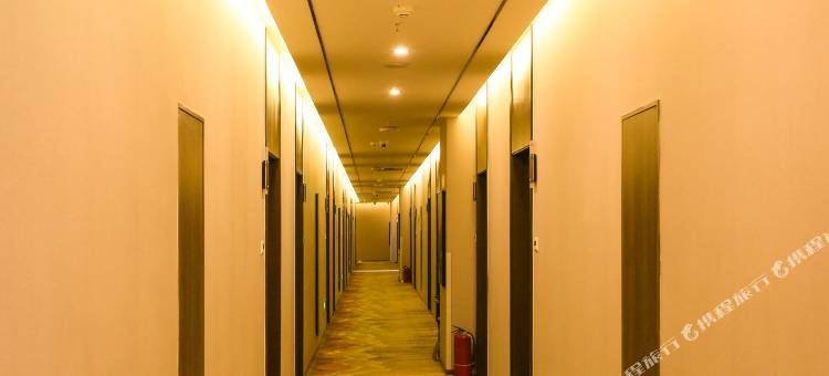 乐至千辰栖酒店图片