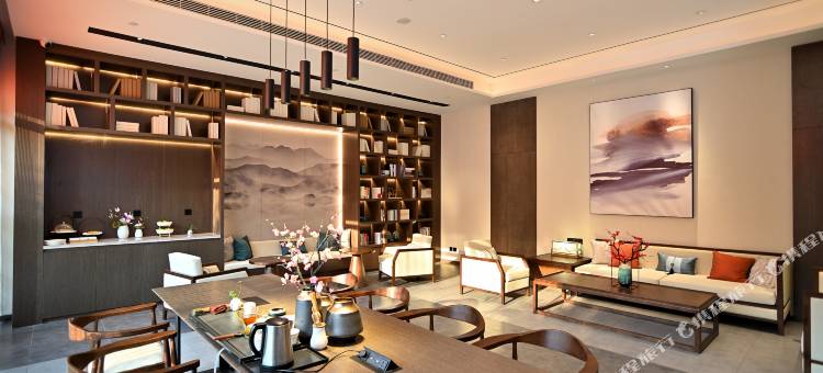 云上四季尚品酒店(昆明高新区海源财富中心店)图片