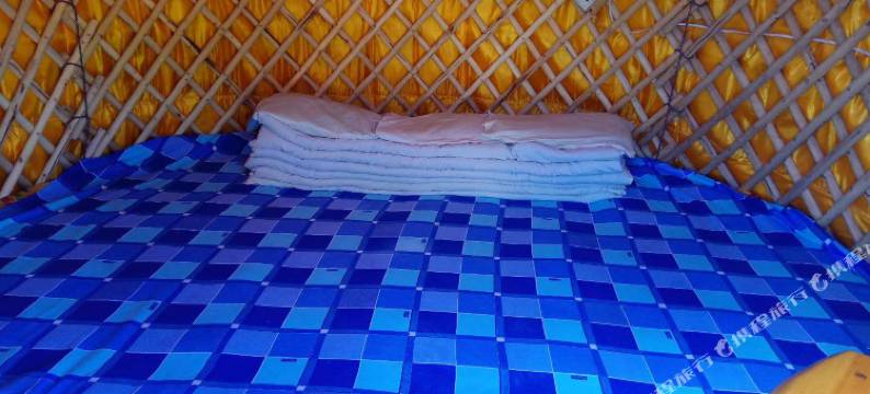 陇县德格都巴雅民宿图片