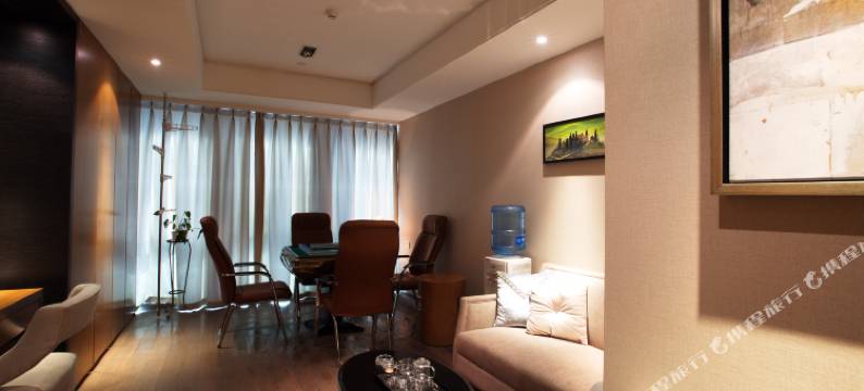 青岛佰卓世家公寓图片