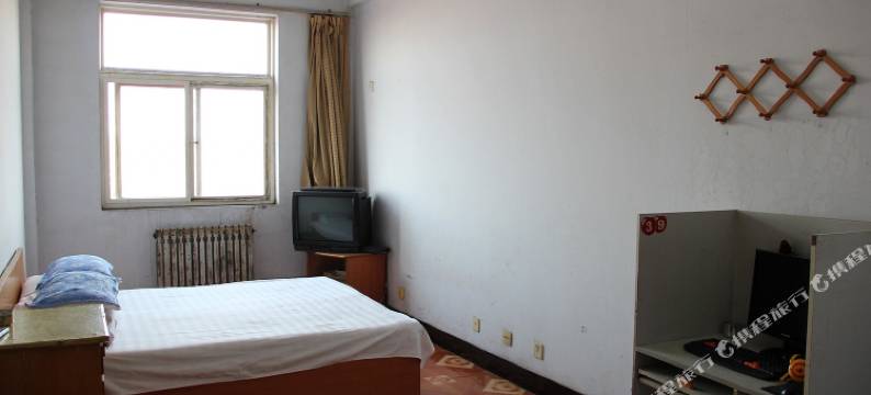 龙口群浩车站宾馆图片