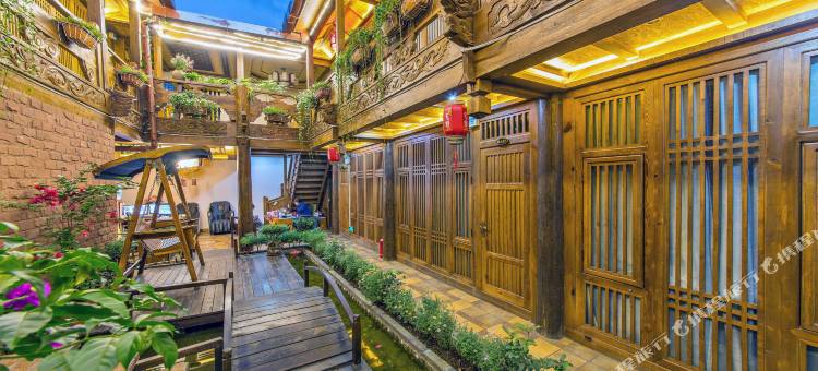 丽江鼎爱客栈(古城南门店)图片