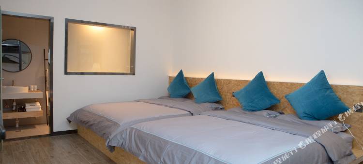 北京长城山水窝棚民宿图片