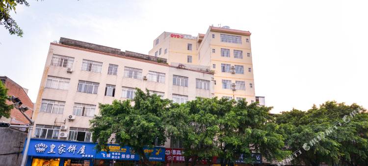 OYO贵港青逸酒店图片