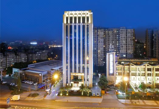 青桐城市酒店（羊犀立交茶店子客运站店）外景图