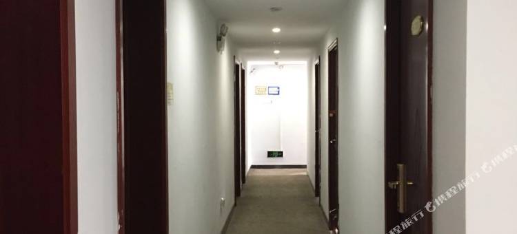 建新宾馆(武汉蔡甸购物广场店)图片