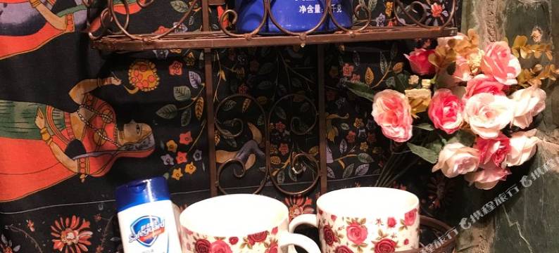 丽江凤衔吉客栈图片