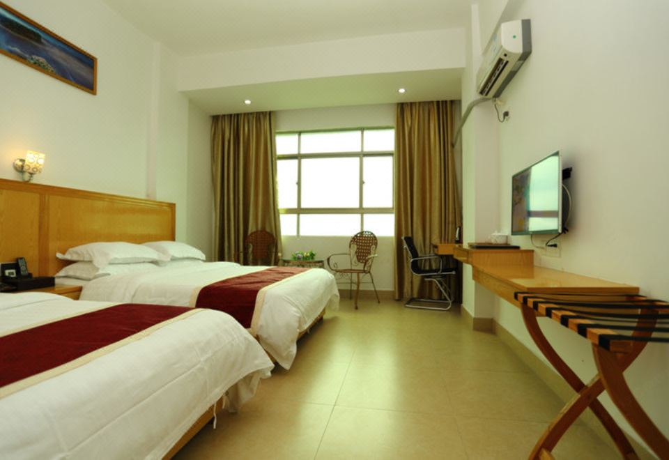  Hotel Overview