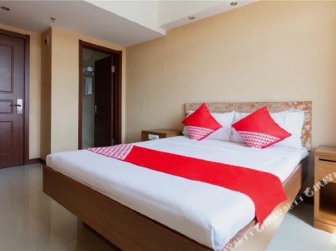 鞍山富丽华洗浴中心客房部