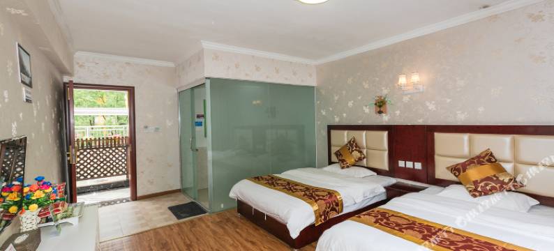 四姑娘山金颐酒店图片