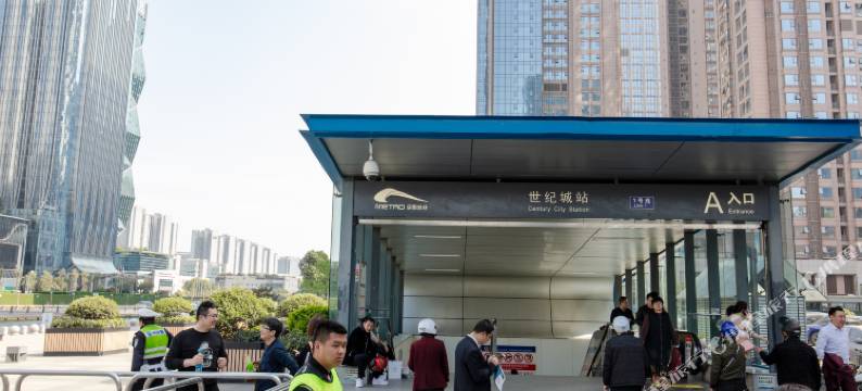 明玉上庭主题公寓(成都环球会展中心店)图片