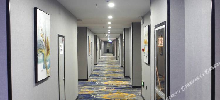唐寶影院酒店(乾县万联家具店)图片