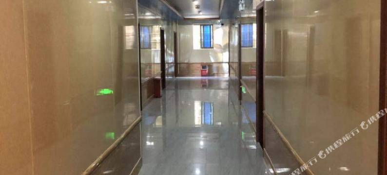 佛山新时代公寓(堤田绿岛湖地铁站店)图片