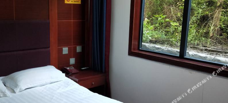 小金岚嵩酒店图片