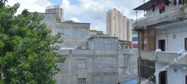 钦州中东招待所(东风市场第一中学店)图片