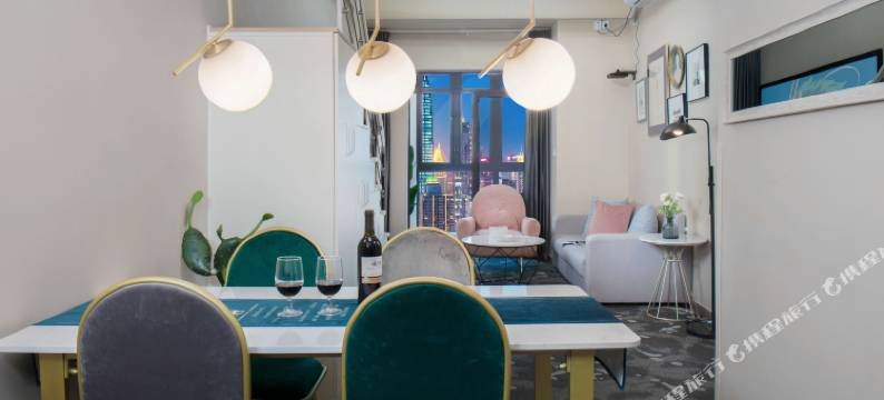 重庆YI·SU设计公寓图片