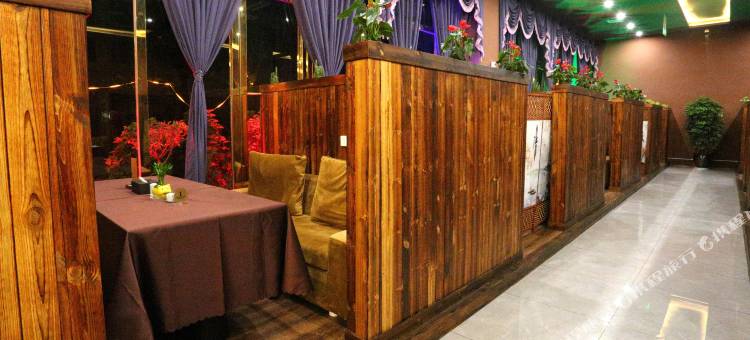 普定君泊智能影院酒店图片