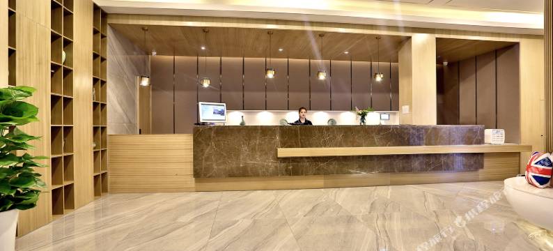 杭州临平天都城柏豪酒店(黄鹤山地铁站店)图片