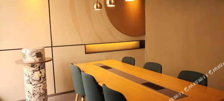 如家酒店·neo(青岛中央商务区海慈医疗地铁站店)图片