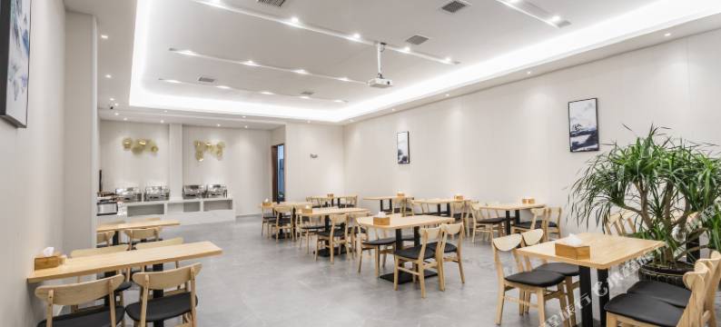 优程智慧酒店(江阴高铁站店)图片