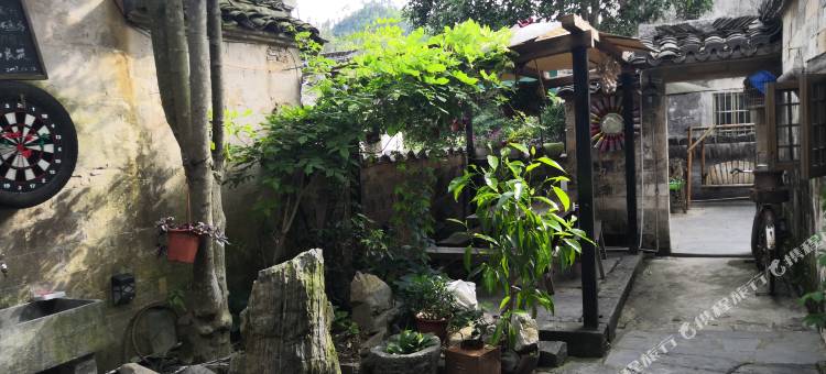 黄山西递良筑咖啡客栈图片