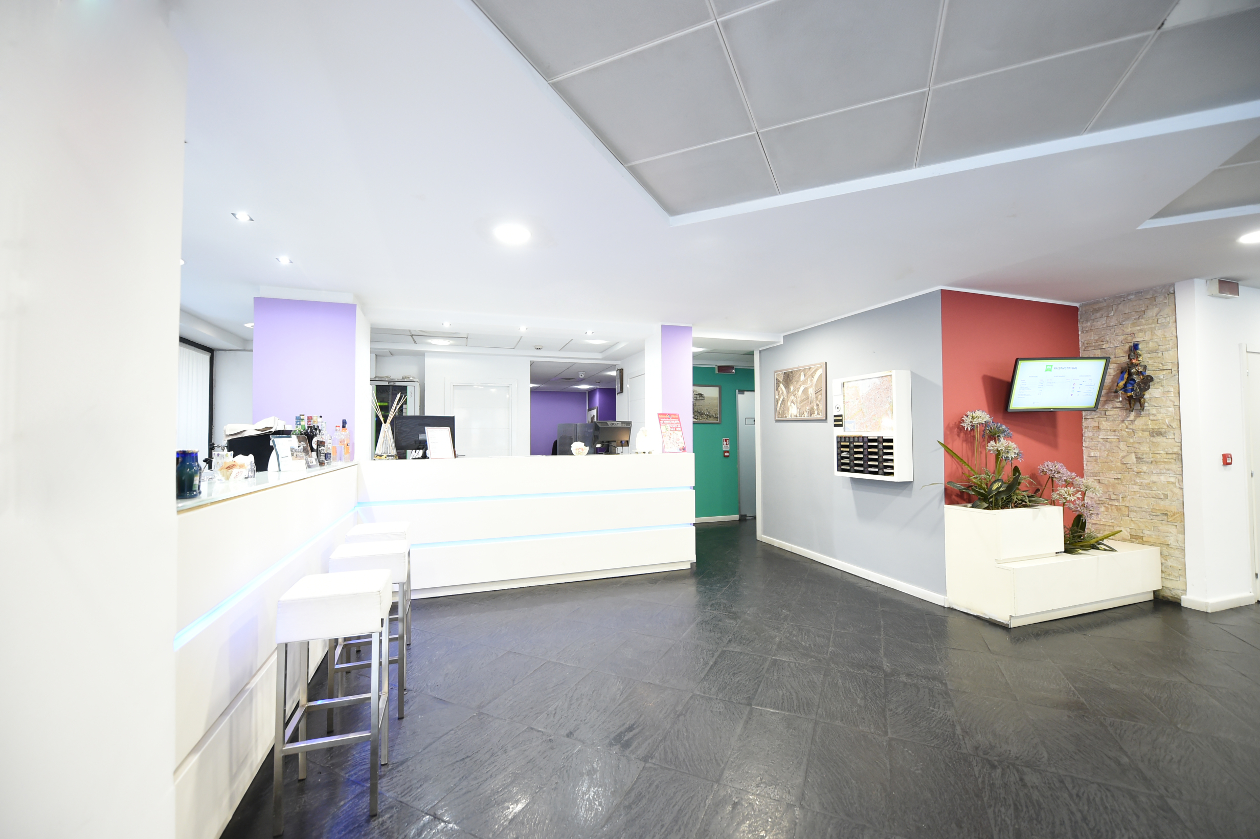 Ibis Styles Palermo CristalOver view