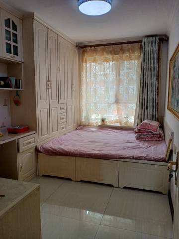 小亚之家公寓(大同新泉路店)