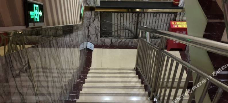 乌鲁木齐双龙宾馆(小西沟地铁站店)图片
