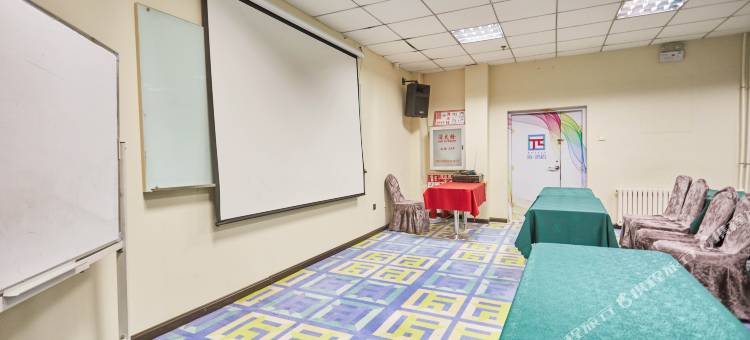 派酒店(哈尔滨巴洛克承德广场店)图片