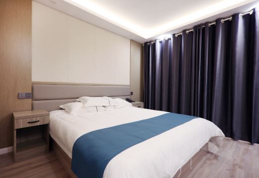 Starway Hotel (Nanjing Chengxin Avenue Subway Station) Hotel Overview