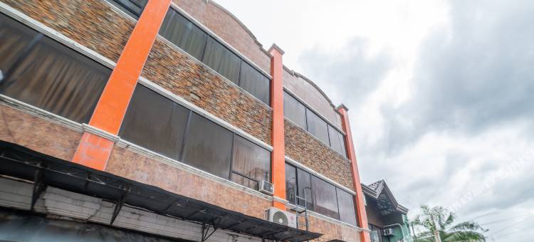 RedDoorz @ Pvc Pension Haus图片