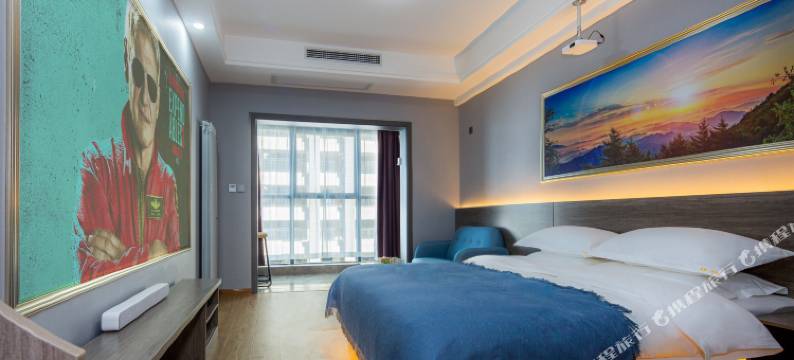 凤凰假日影院酒店(大明宫西地铁站店)图片