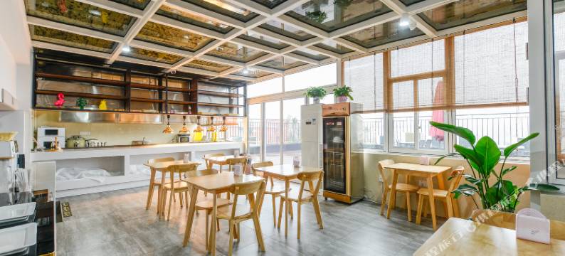 华舒逸酒店图片