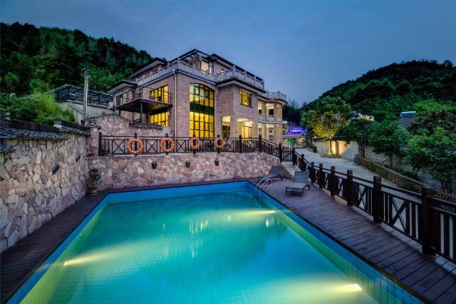 花筑悦·莫干山云迹坡温泉美墅(后坞换乘中心店)图片