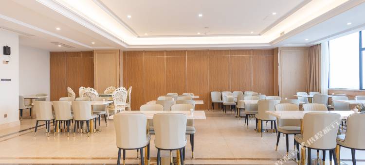 维也纳国际酒店(廉江大道鑫源国际广场店)图片